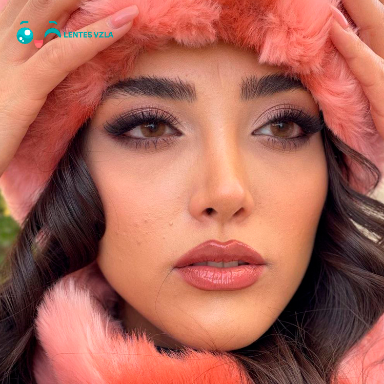 Avela lenses contact